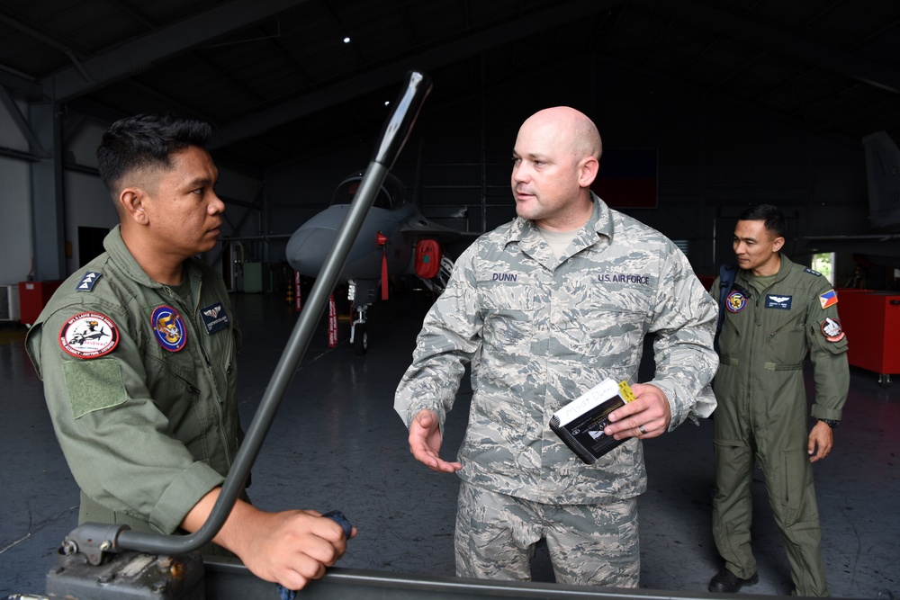 Subject Matter Expert Exchange Unites U.S., Philippine Air Force