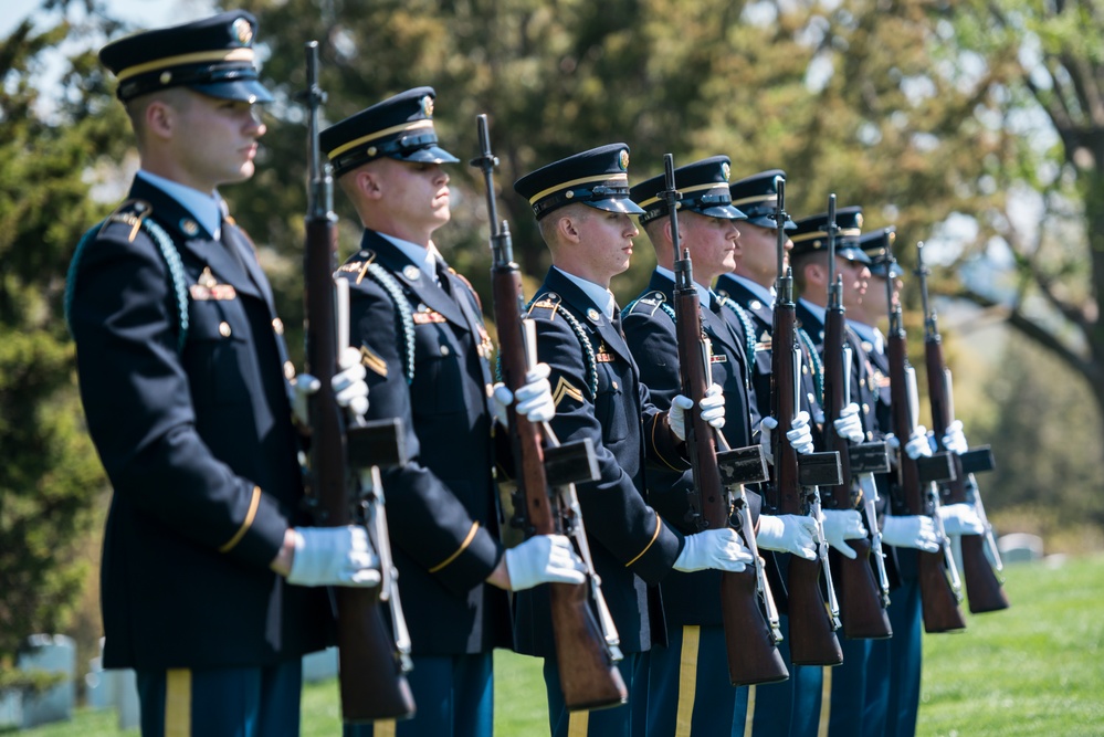 DVIDS - Images - Full Honors Funeral of Former Secretary of the Army ...