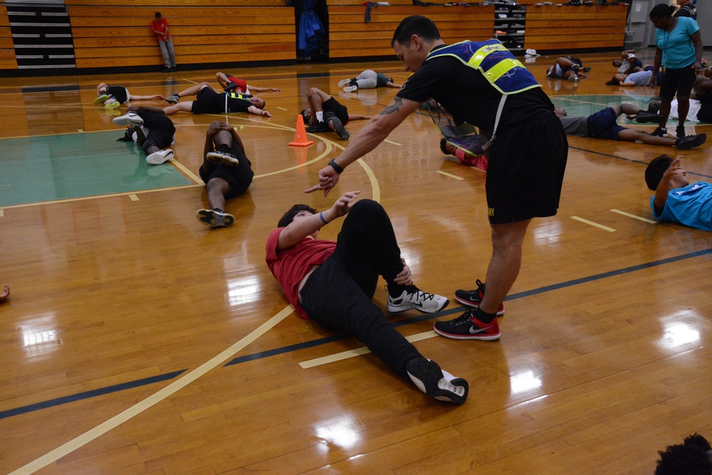 1-46th Infantry Regiment brings fitness to Midland Middle School