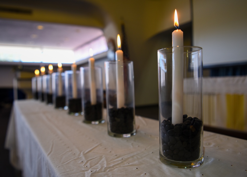 D-M holds annual Holocaust Remembrance Day ceremony
