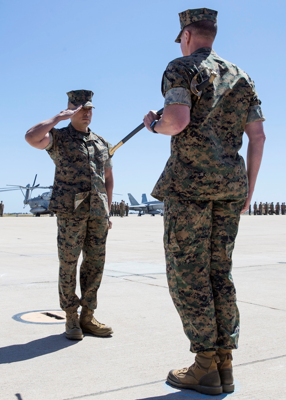 3rd MAW sergeant major passes the sword