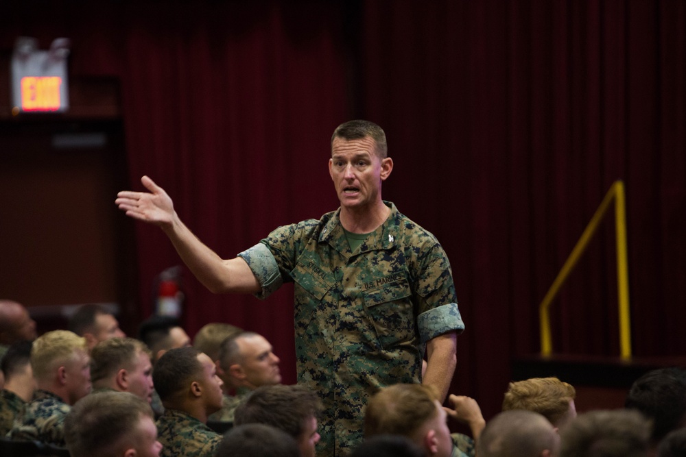 3d Marine Regiment briefs personnel on combat readiness