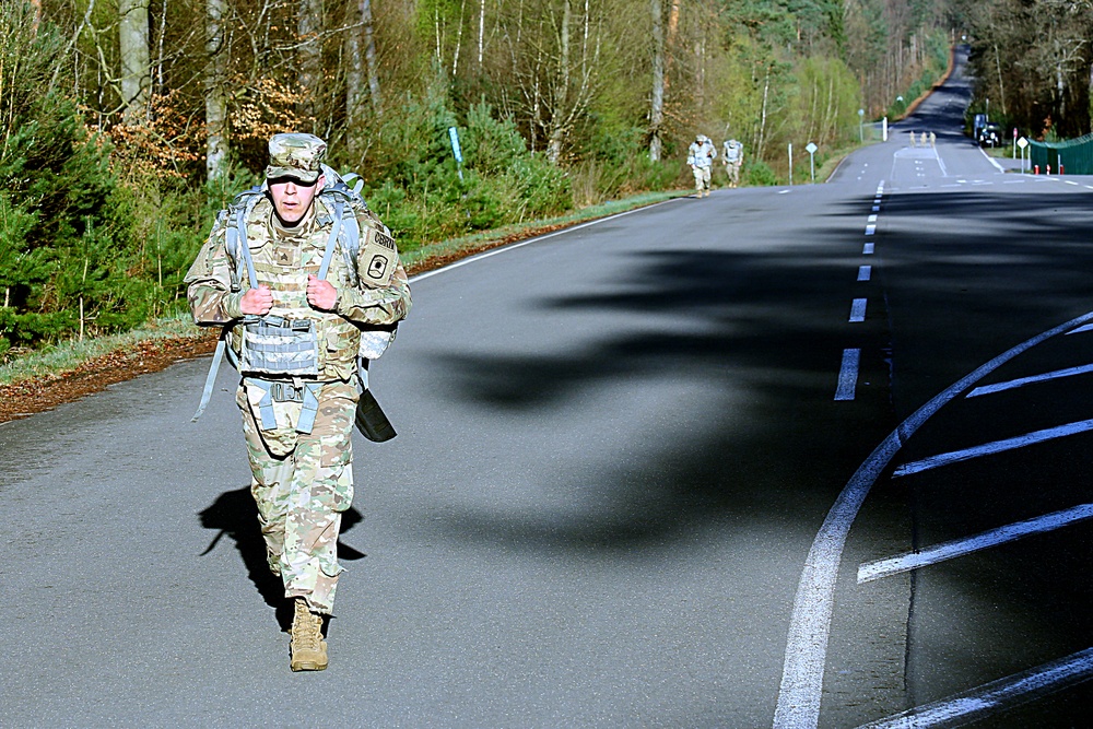 Two 7th MSC Soldiers advance to USARC Best Warrior Competition