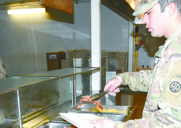 82nd Abn Soldiers test unit’s feeding capabilities