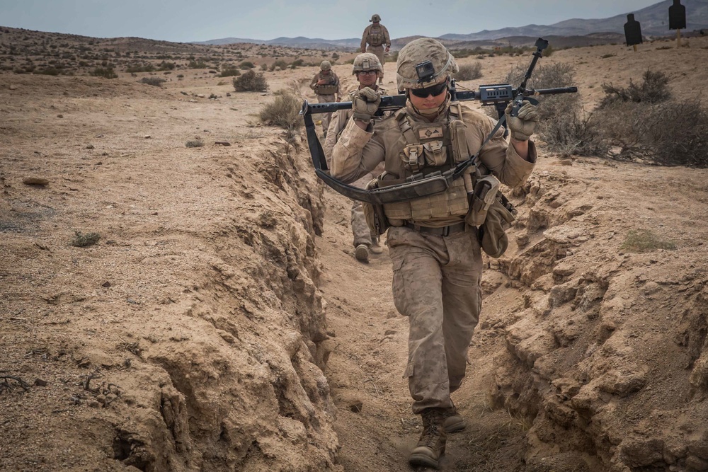 DVIDS - Images - 26th MEU conduct live fire range operations [Image 1 of 5]