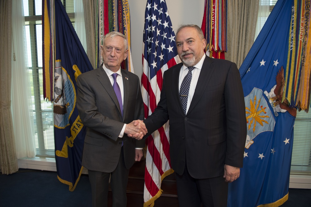 SD meets with Israeli Defense Minister Avigdor Lieberman