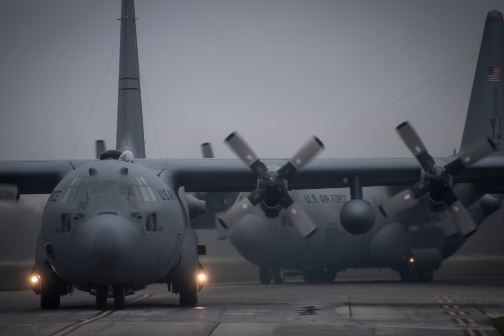 Five ship formation flight at 179th Airlift Wing