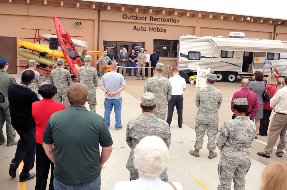 Force support squadron opens new recreation super store