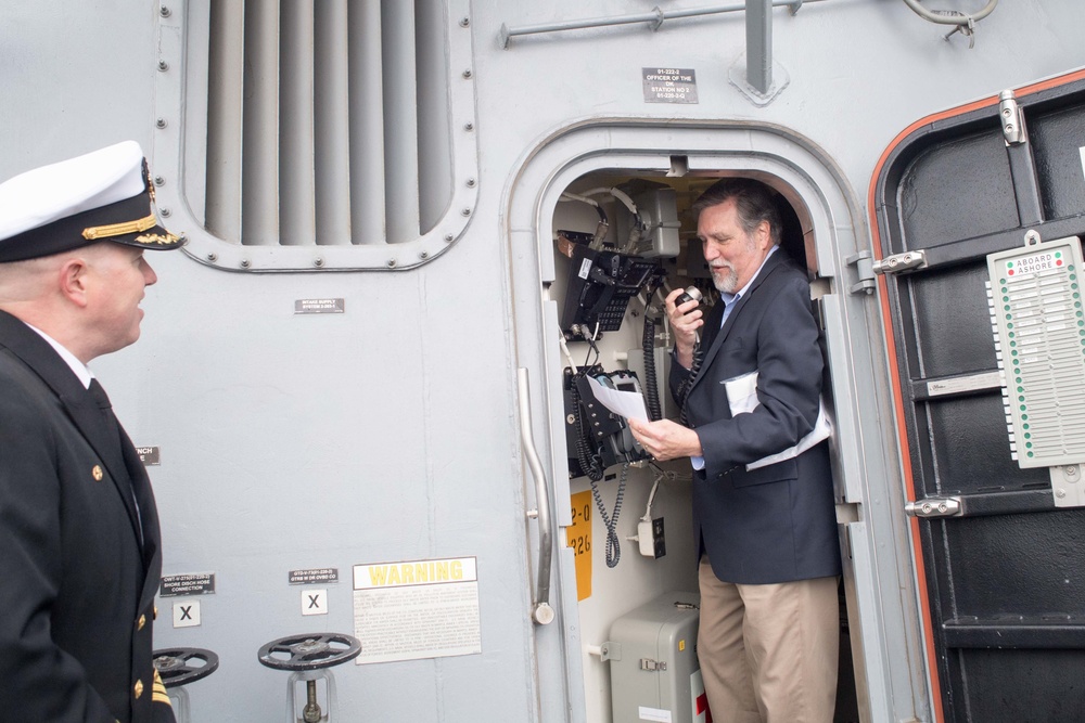USS Ralph Johnson pulls into Naval Station Everett
