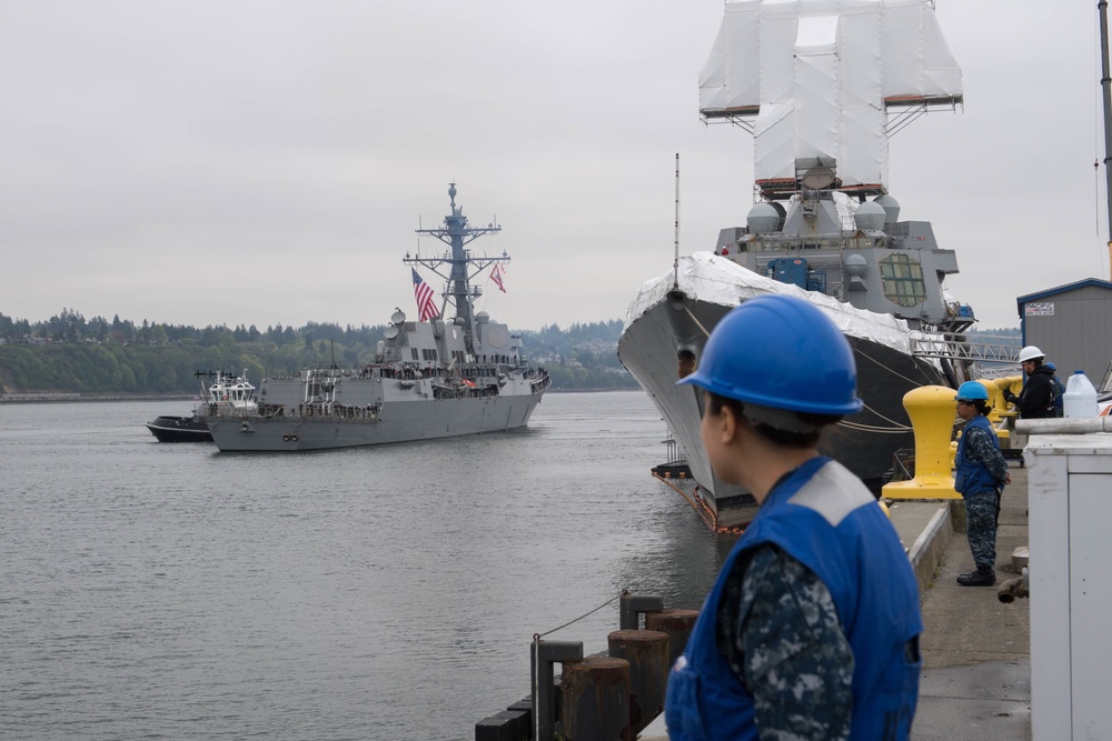 USS Ralph Johnson pulls into Naval Station Everett