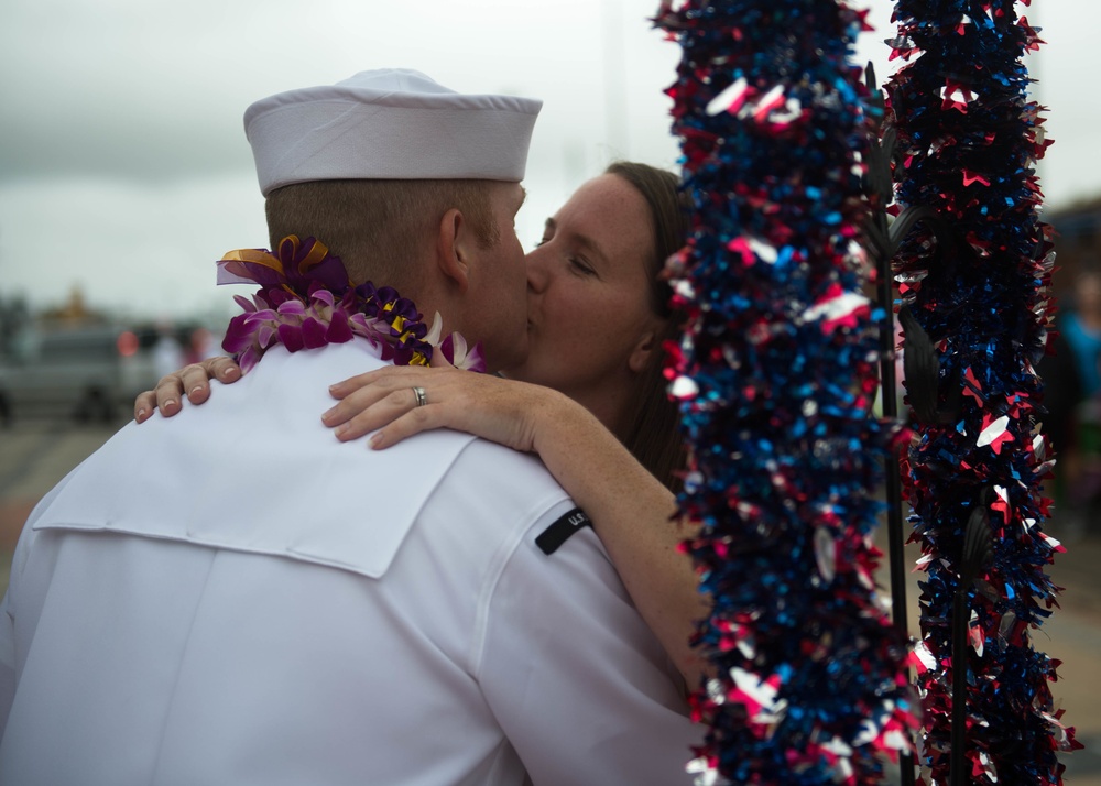 USS Preble (DDG 88) Returns Home to Hawaii