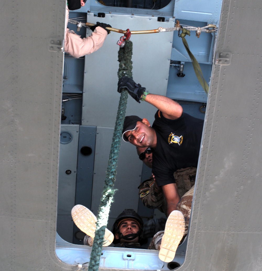 CTS student and fast-rope instructor