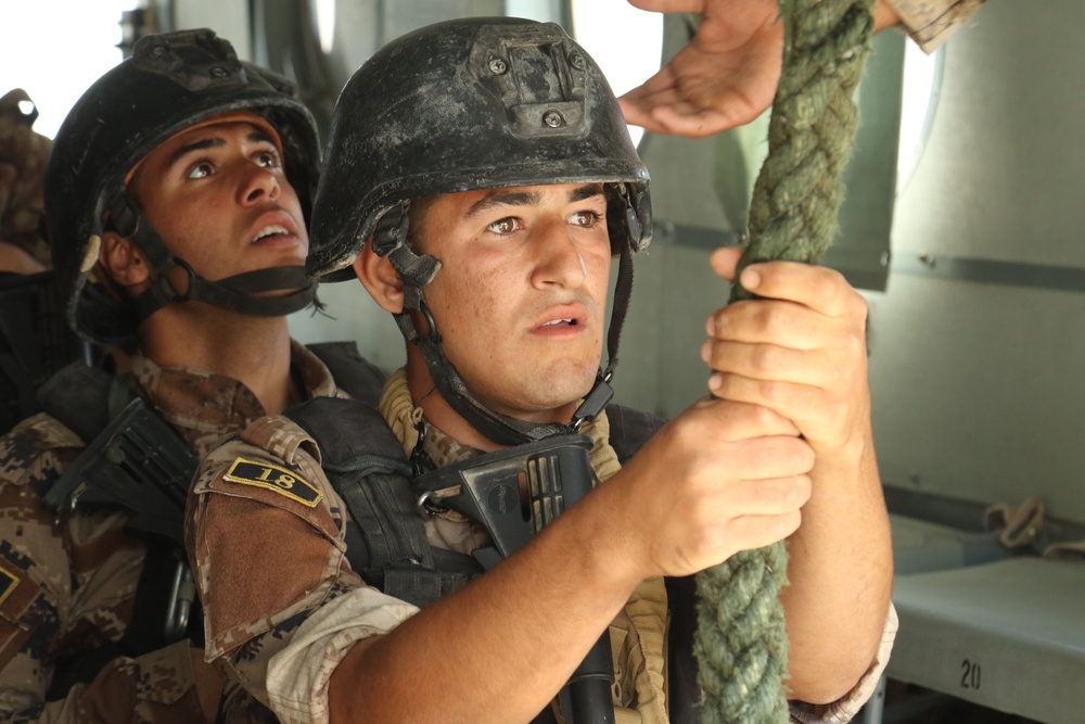 Ready or Not: CTS Fast-Rope Training