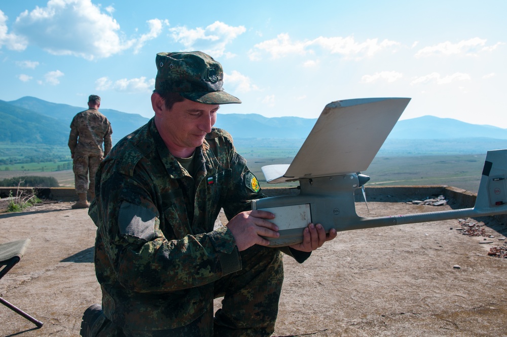 Bulgarians, U.S. Soldiers train together, develop drone skills