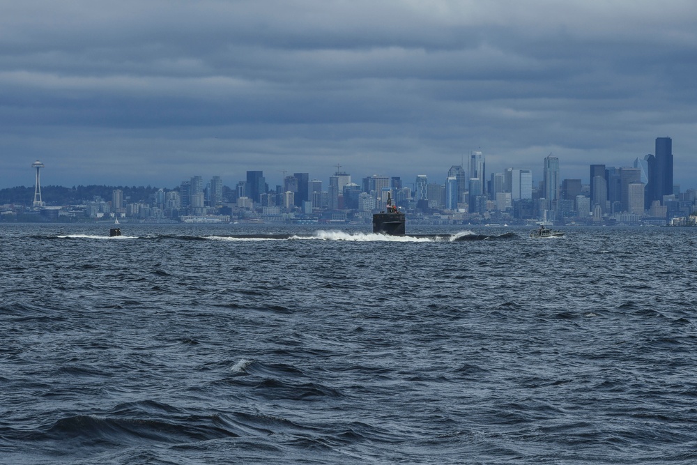 USS Bremerton Returns to Namesake City for Decommissioning