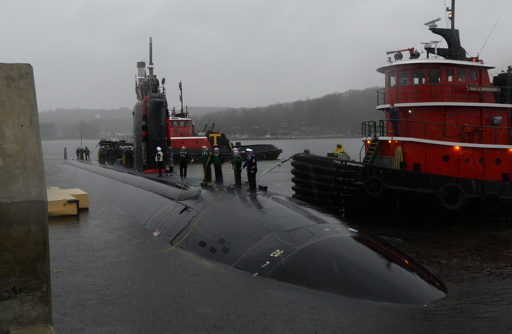 USS San Juan (SSN-751) Returns From Deployment