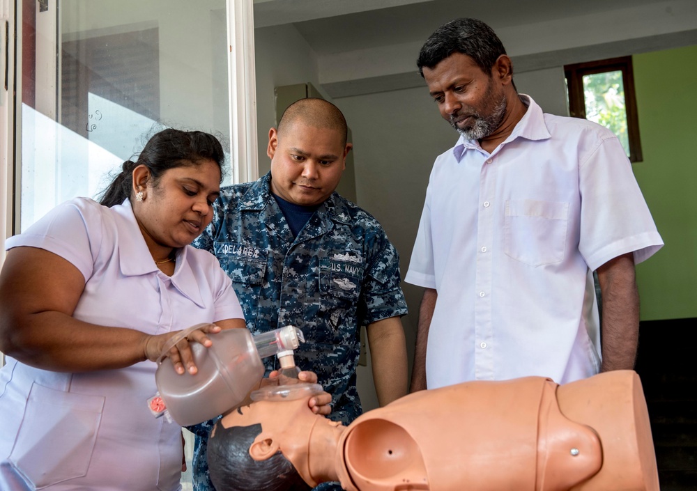 PP18 conducts medical training symposium at Base Hospital Mutur