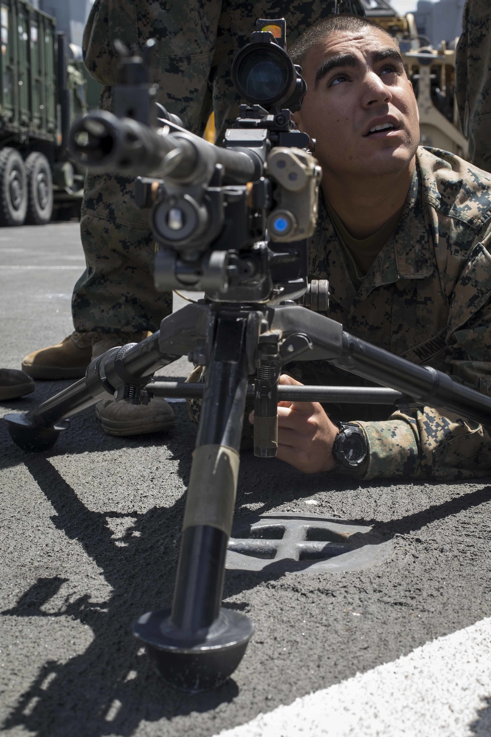 Kilo Company cross trains on machine guns