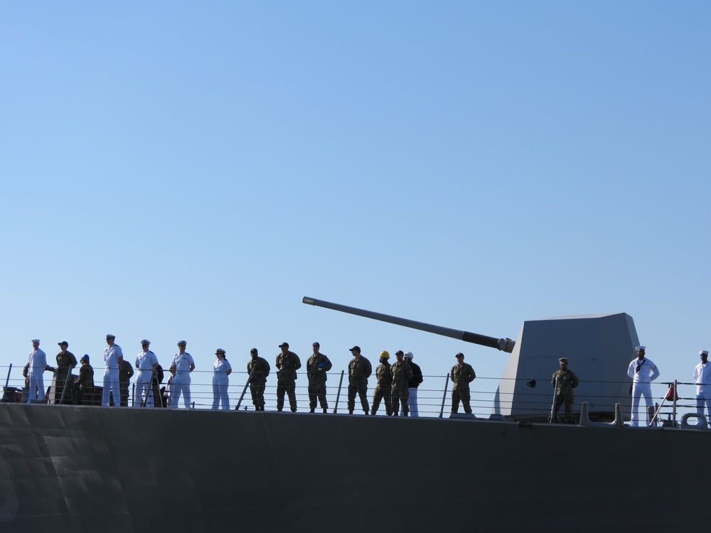 USS Farragut Departing for Deployment