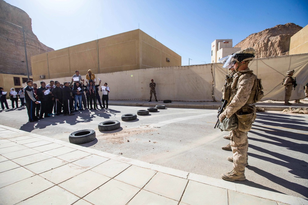 26th MEU Embassy Reinforcement Training Day 3: Personnel Evacuation