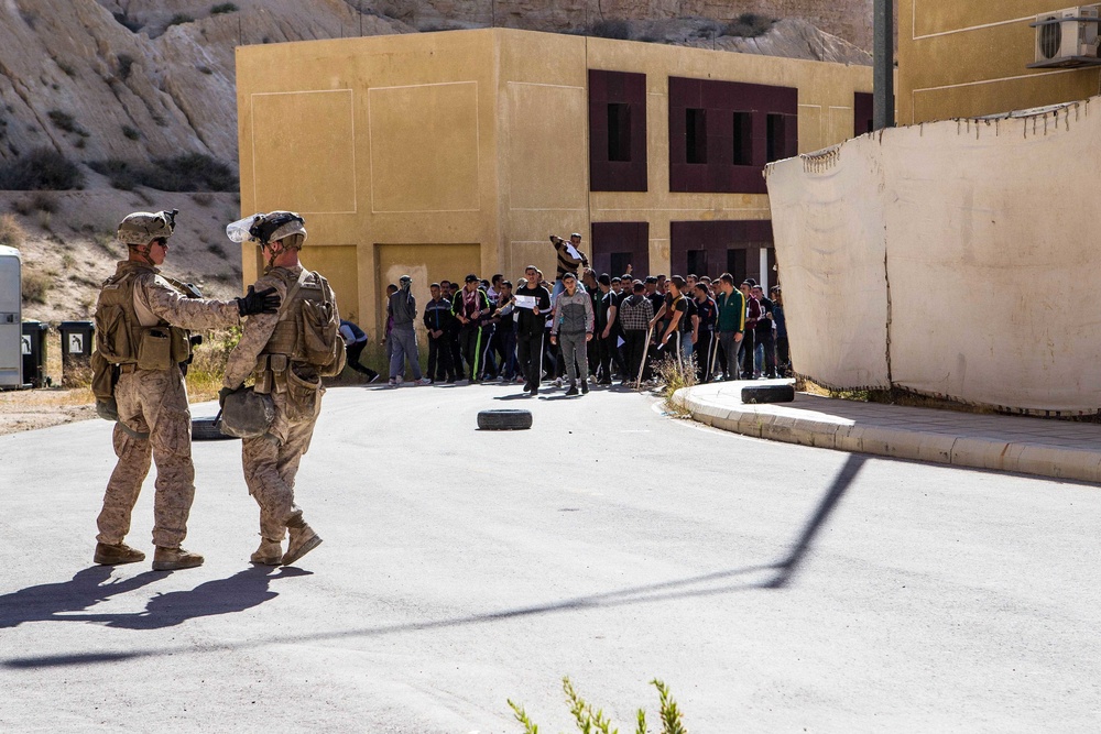 26th MEU Embassy Reinforcement Training Day 3: Personnel Evacuation