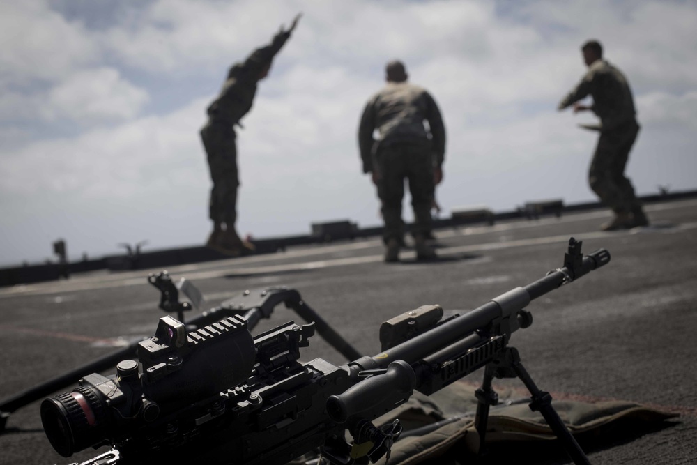 Kilo Company cross trains on the M240B