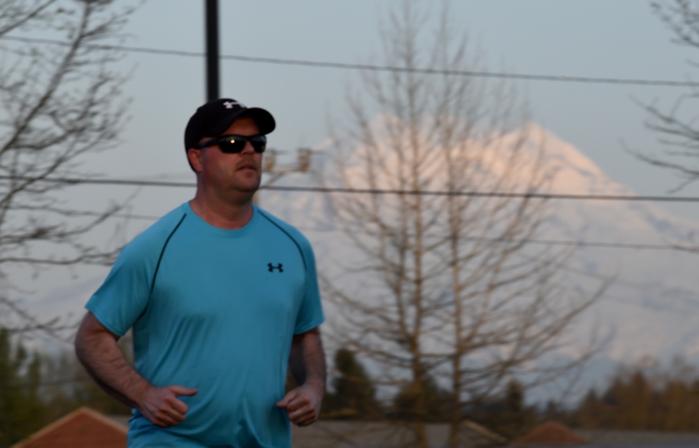Airmen ‘Take Back the Night’ during SAPR 5K
