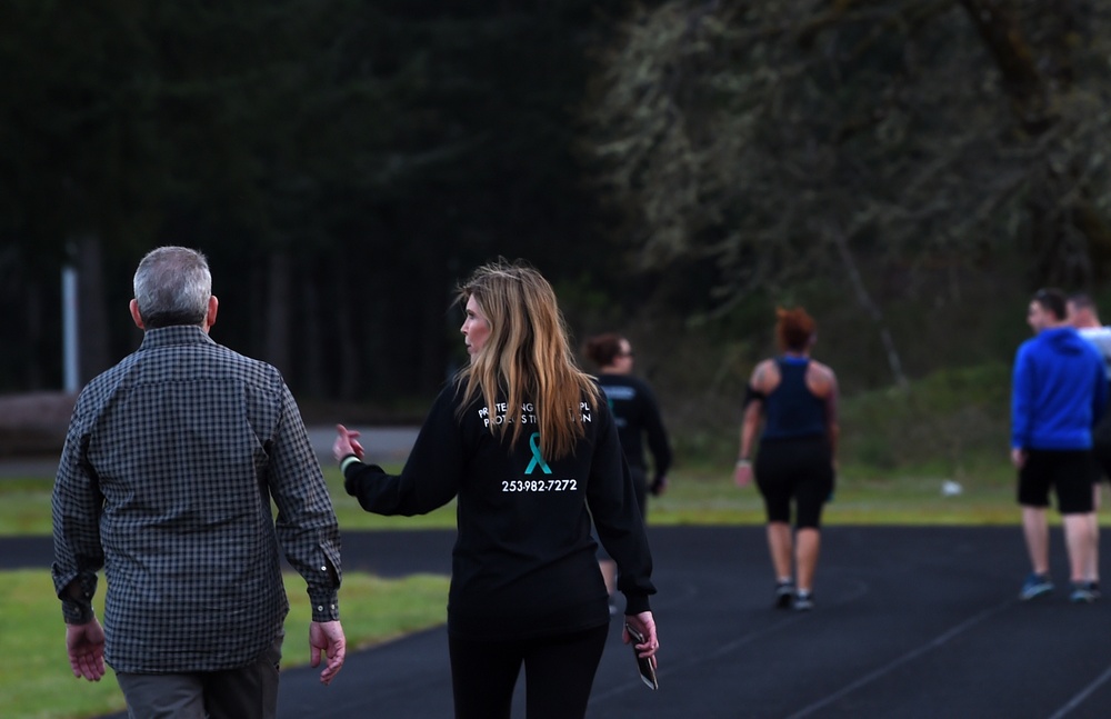 Airmen ‘Take Back the Night’ during SAPR 5K