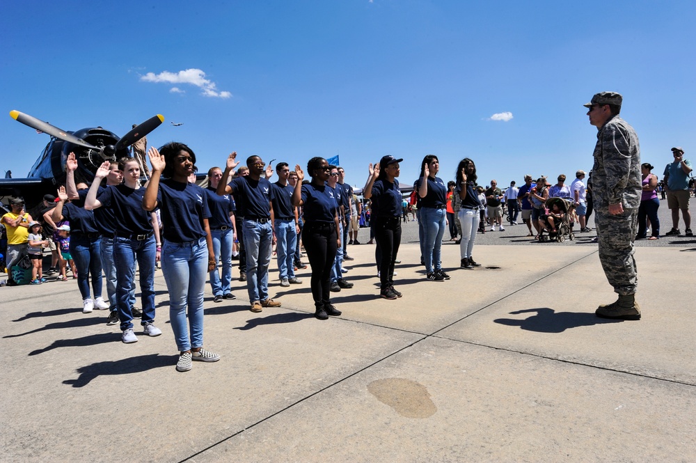 JB CHS Air Expo draws 80,000 attendees