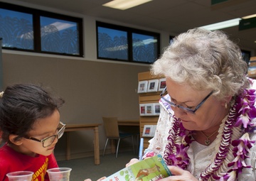 Tish Rabe entertains families