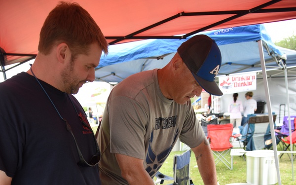More than 800 attend 6th Annual Crawfish Cook-Off