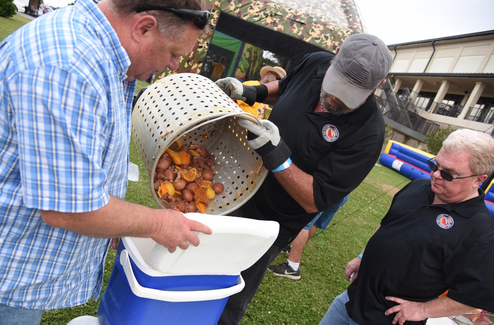 More than 800 attend 6th Annual Crawfish Cook-Off