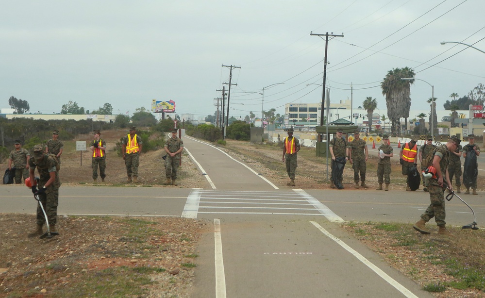 MCAS Miramar Marines conduct basewide cleanup