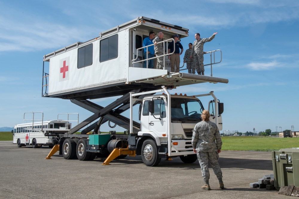 Vice Chief of Staff, Civic Leaders experience the Pacific’s premiere airlift hub