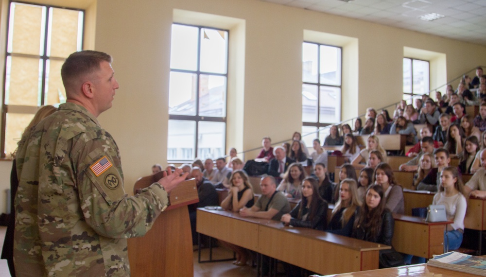 JMTG-U Soldiers visit Lviv Polytechnic