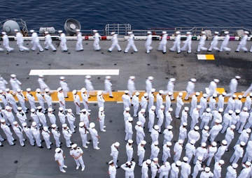 USS Bonhomme Richard (LHD 6) arrives to Pearl Harbor, Hawaii