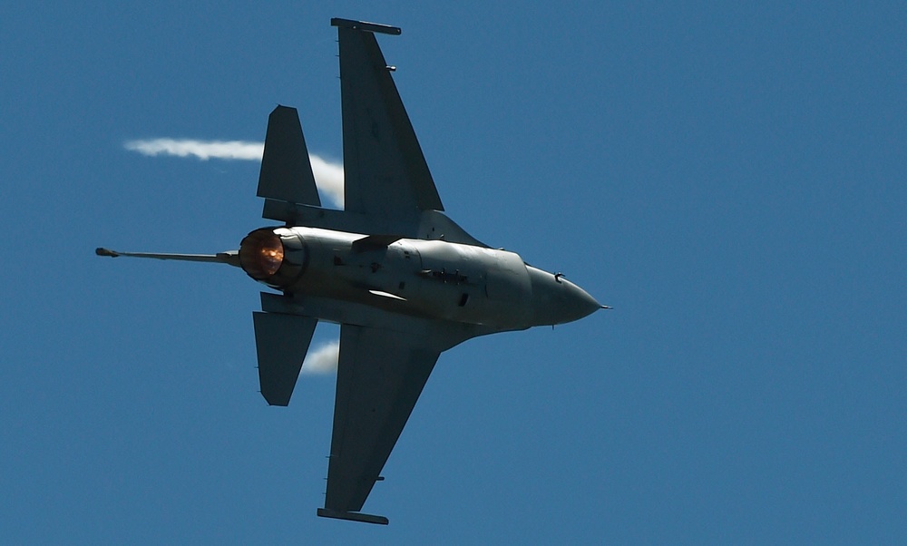 JB CHS Air Expo draws 80,000 attendees