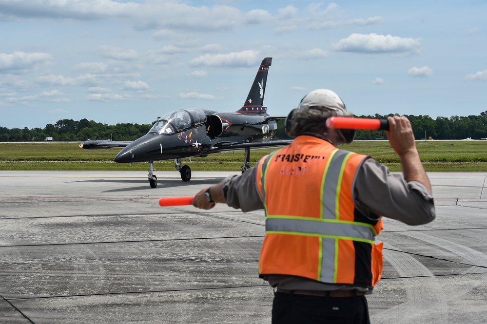 Air Expo flies through Charleston