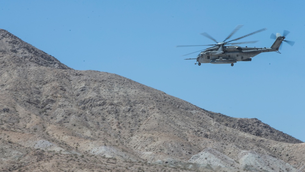 ITX: HMH-464 Flight Operations