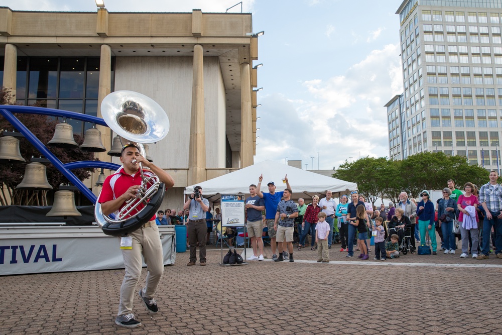 Dixieland Band Hulabaloo