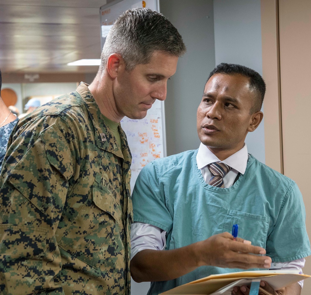 PP18 hosts dental subject matter expert exchange aboard USNS Mercy