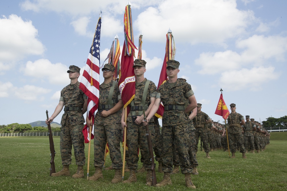 31st MEU sergeant major relinquishes sword of office, Mota assumes duties