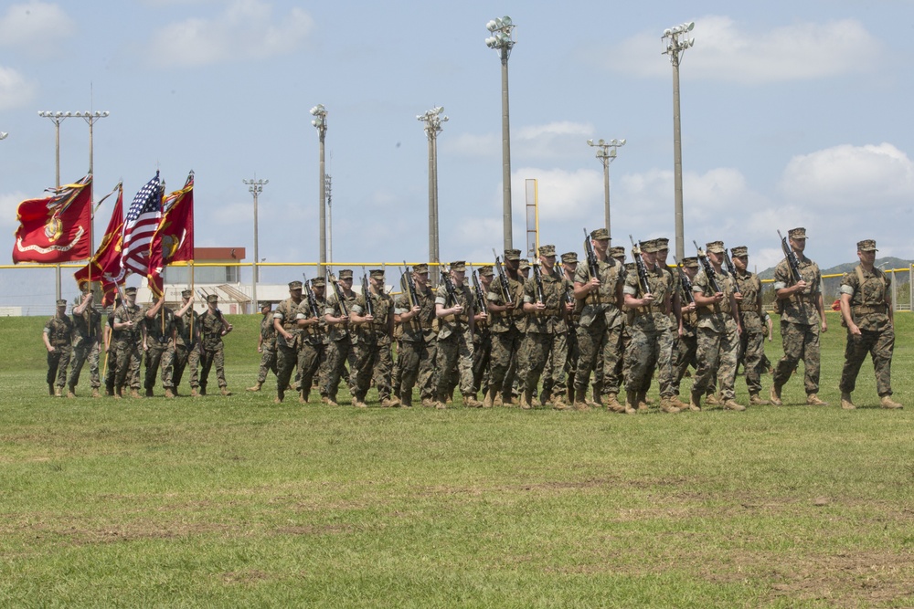 31st MEU sergeant major relinquishes sword of office, Mota assumes duties