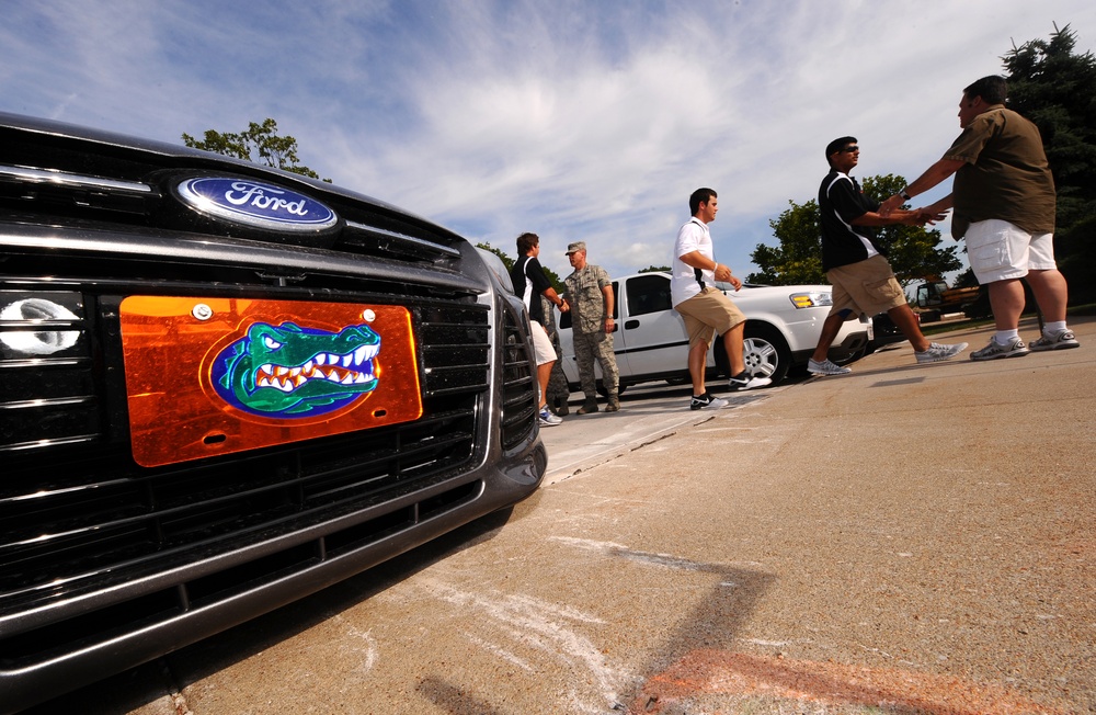 Florida Gators meet Offutt Warriors