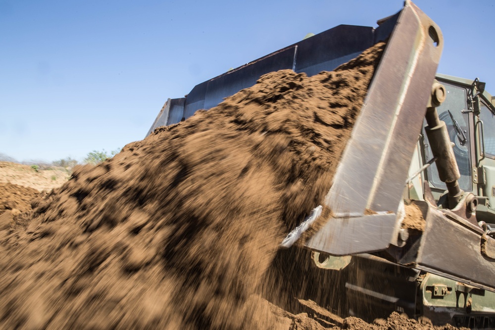 7th Engineer Support Battalion - Dig Site Exercise