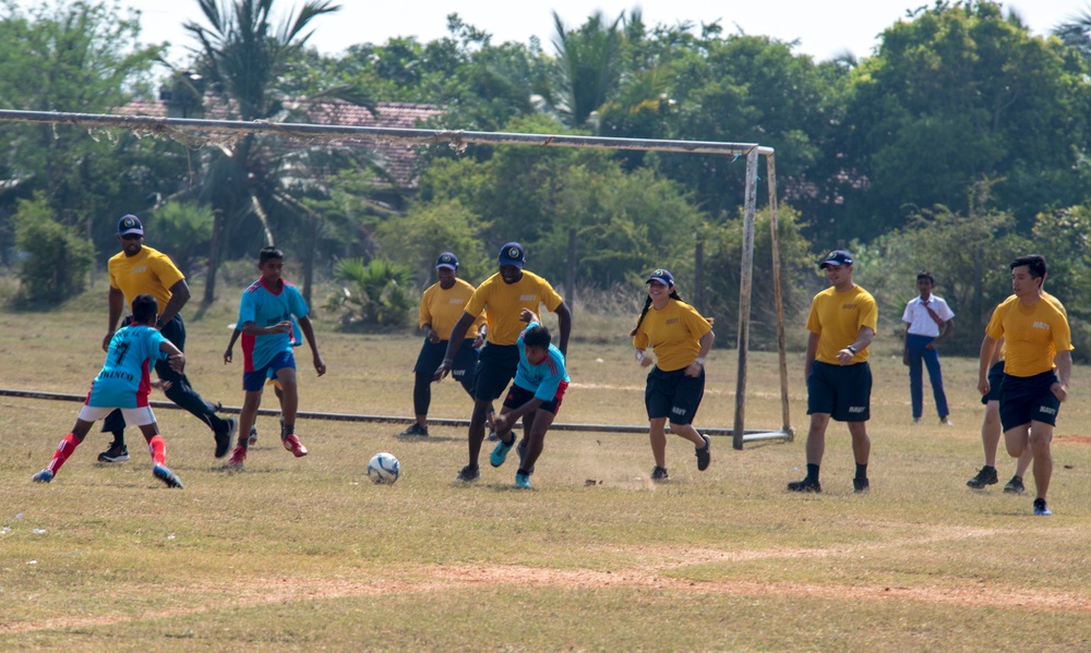 Service members participate in COMREL while in Sri Lanka