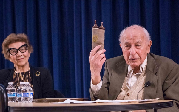 Holocaust Survivor Tells His Story During Carderock Remembrance Event