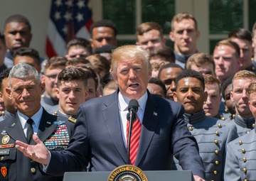 President Trump presents Commander-in-Chief's Trophy to Army team of 'fighters'