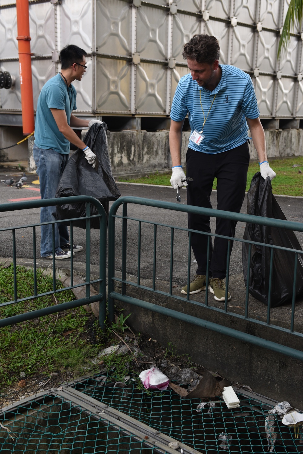 Earth Day Brings Singapore Area Community Together