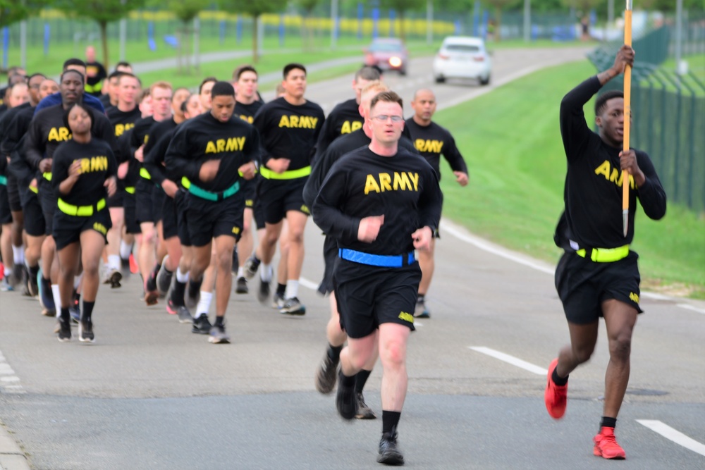 DVIDS - Images - Physical Readiness Training [Image 2 of 3]